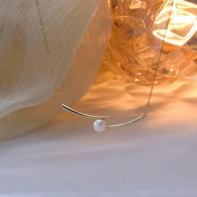 Luna Arc Necklace