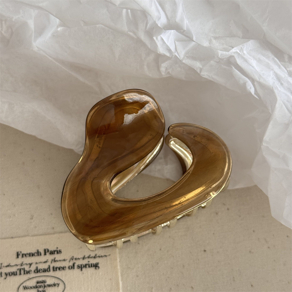 Sera Ripple Hair Claw