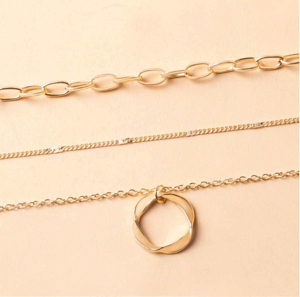 Layered Circle Pendant Necklace – Gold or Silver Plated