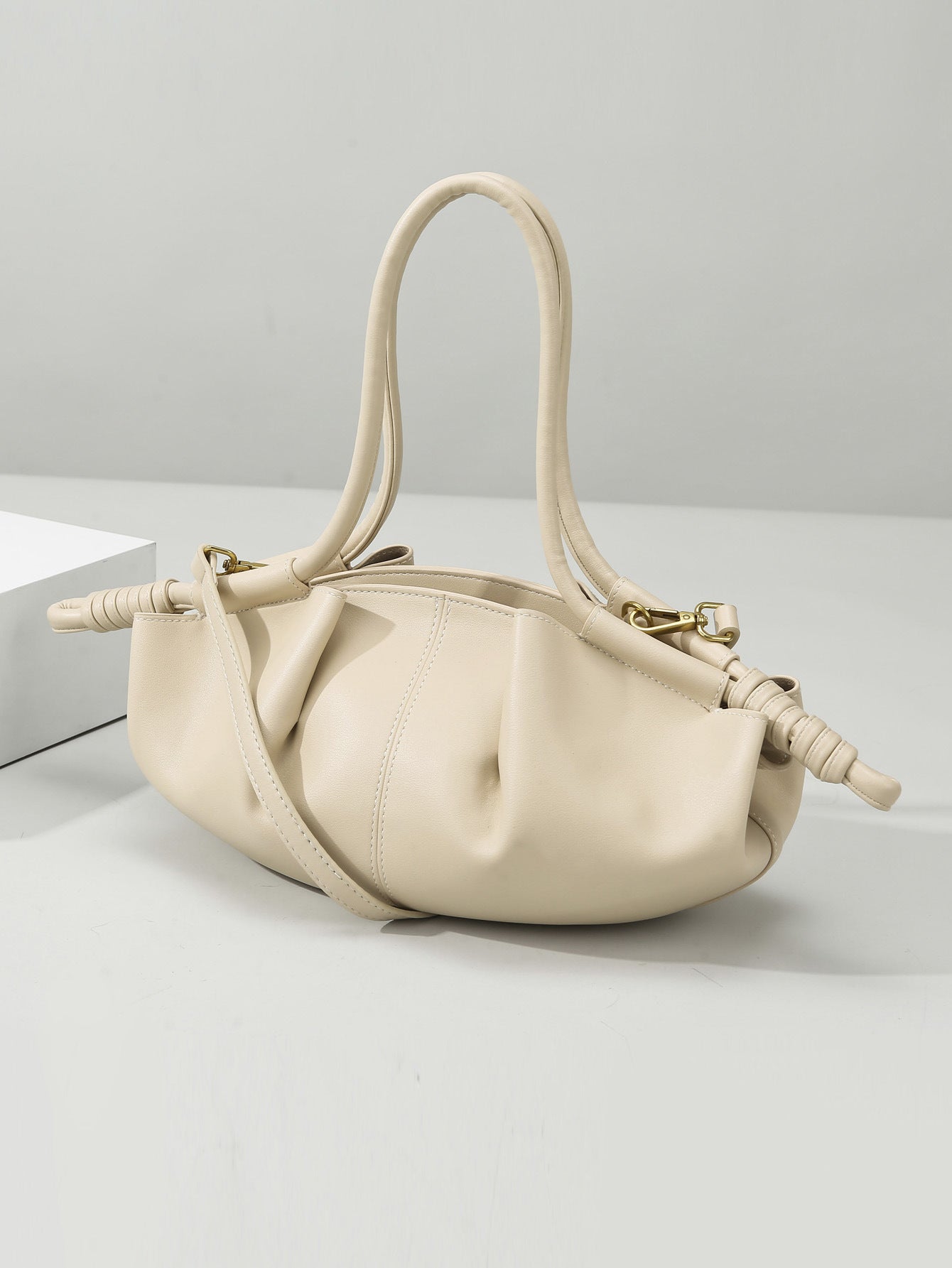 Soft Knot Bag