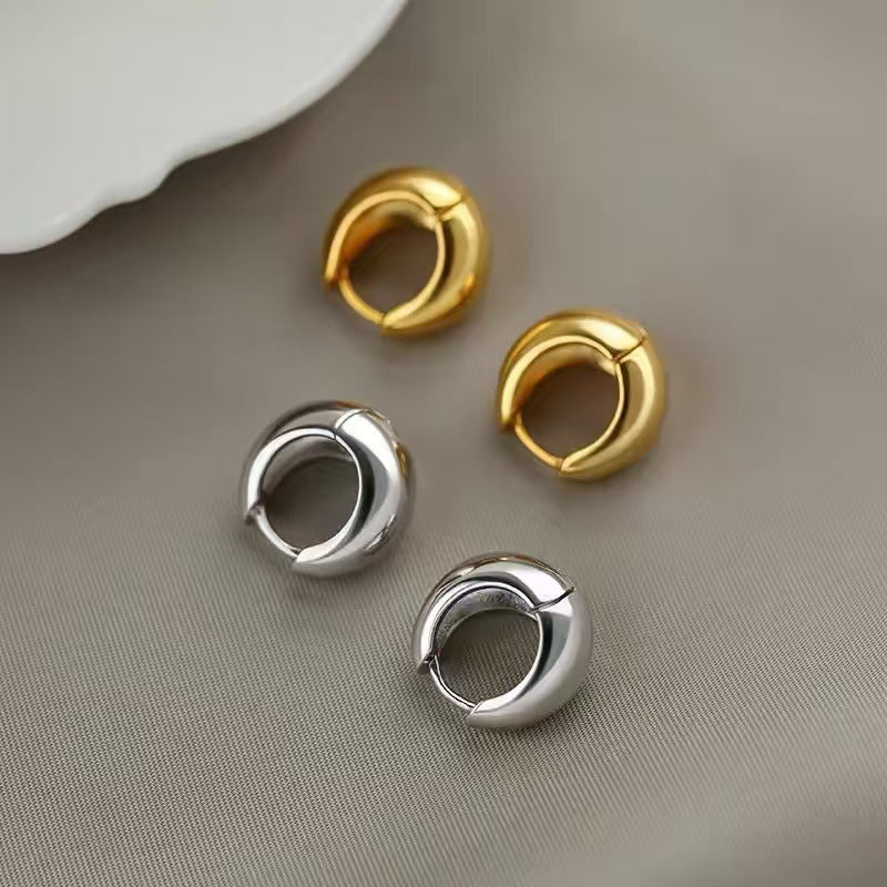 Cloud Loop Huggie Hoops